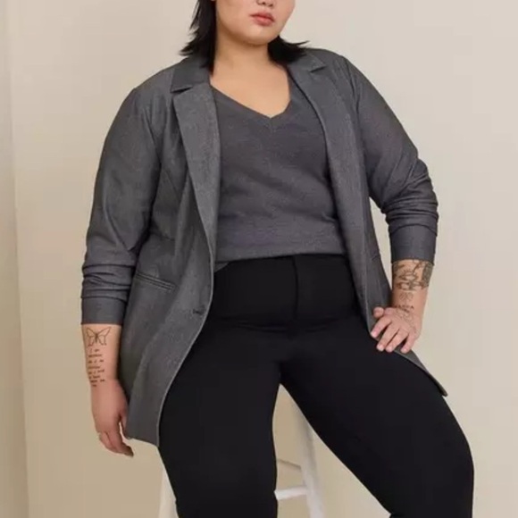 Torrid Everyday Soft Pullover Tunic Crew Sweater Charcoal Size 2 (18/20) V-Neck - Picture 10 of 12